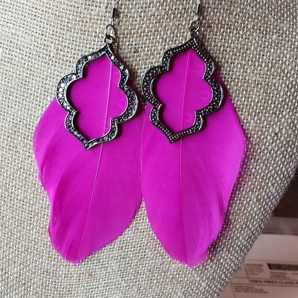 Nickel free pink feather earrings with black